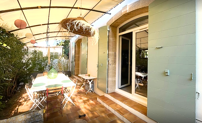 Remplacement de volets tradtionnels pour une villa à Salon dans le 13