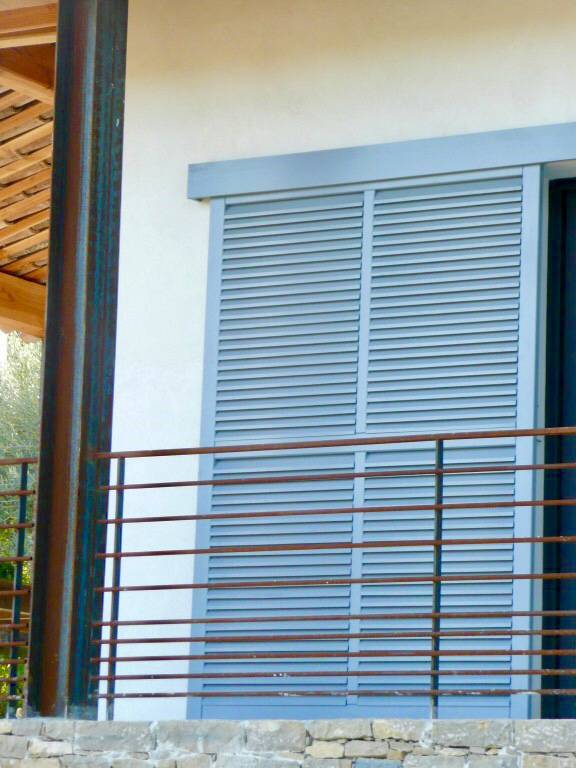 Création de volets persiennes en bois à lames Américaines à Venelles à monter soi-même