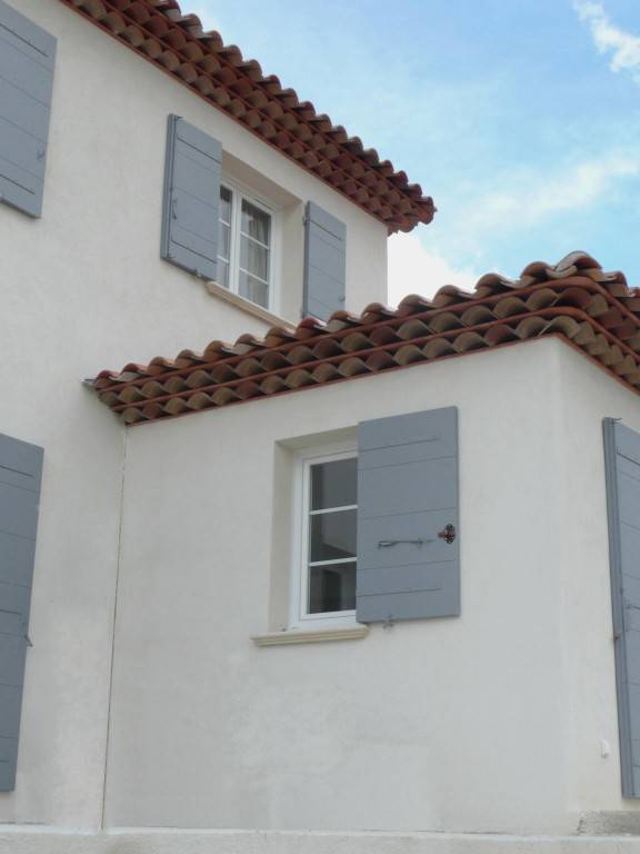 Réalisation de volets provençaux Marseille Plan de Cuques