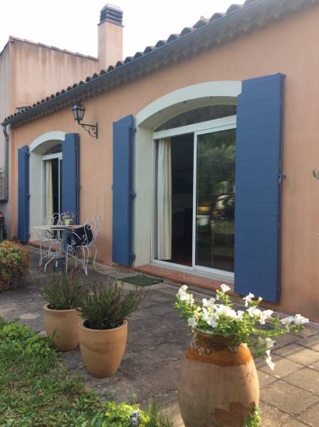 Fabricant et poseur de CTBX spécial volets en bois exotique sur Auriol