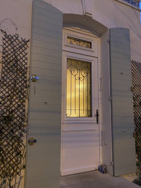 Fabrications de volets provençaux CTBX avec volets persiennes à Marseille
