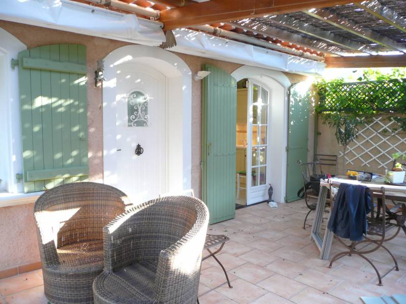 Réalisation de volets provençaux à Manosque