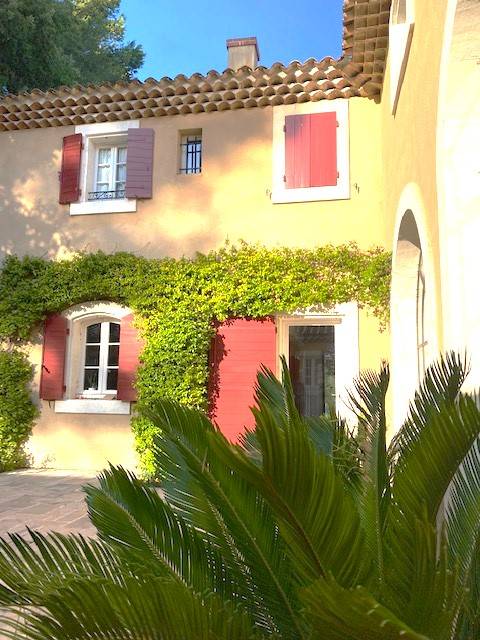 Rénovation de volets provençaux  et remplacement de volets bois à Aix-en-Provence dans le 13