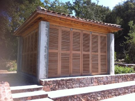 Fabrication de volets coulissants pliants sur Le Muy