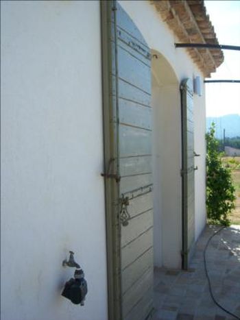 Fabrication artisanale de volets provençaux à Allauch