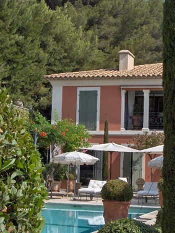 Pose de volets provençaux à Draguignan