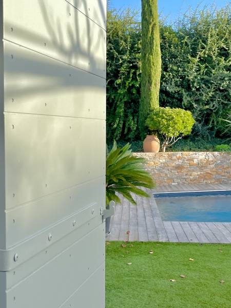 Volets provencaux bois exotique